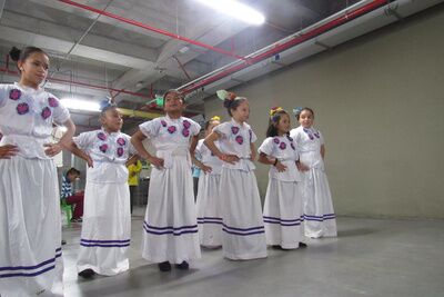 Fundación Balms para la Infancia - Muestra cultural de final de cuatrimestre en Casa Valores