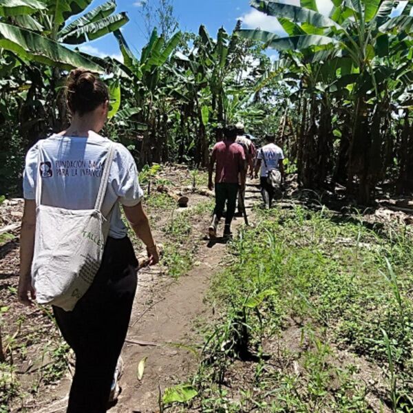 Fortaleciendo lazos y construyendo sostenibilidad: experiencias transformadoras en Perú y República Dominicana